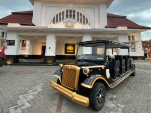 STEP INTO THE HEART OF OLD SURABAYA