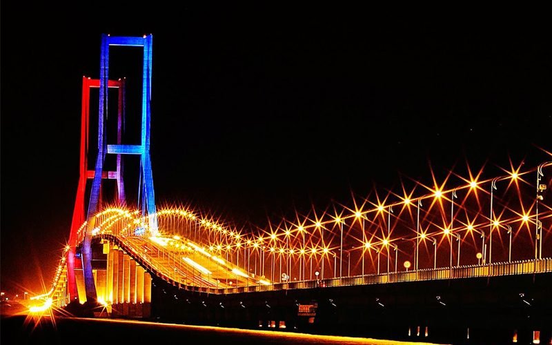 Suramadu-Bridge
